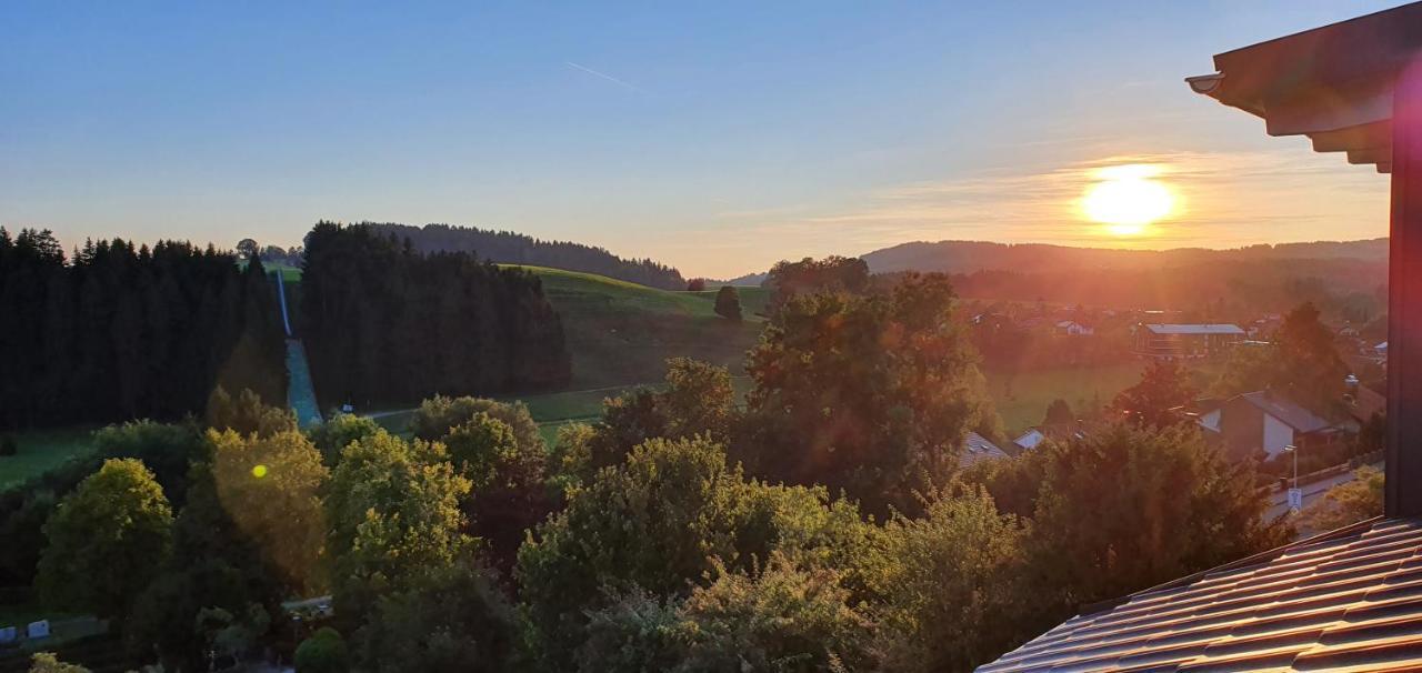 Traumhafter Bergblick Im Allgauer Luftkurort Buchenberg  Exteriér fotografie